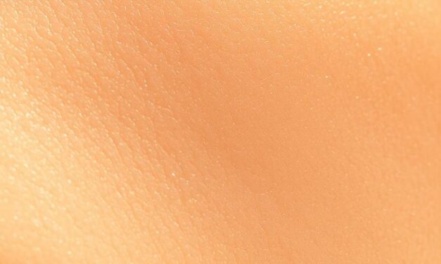 Fototyp skóry a starzenie — kiedy zobaczysz efekty i jak stosować bez podrażnień