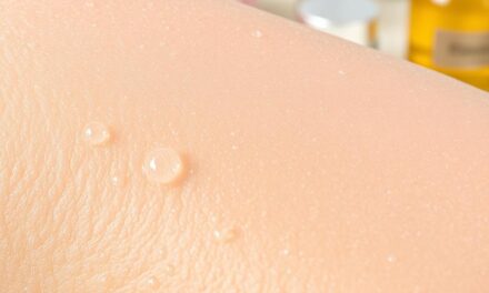 Bariera hydrolipidowa skóry — jak włączyć do rutyny: z czym łączyć i czego unikać
